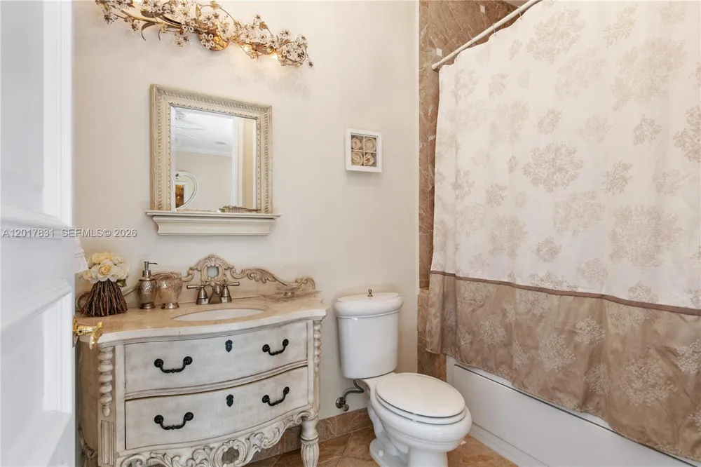 2951 Lake Ridge Ln Weston, FL 33332