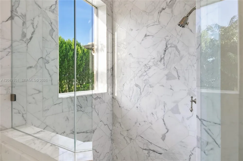 2951 Lake Ridge Ln Weston, FL 33332