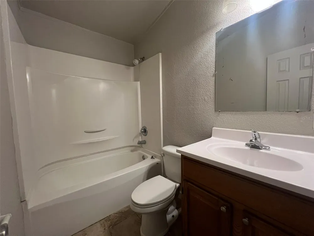 13711 NW 158TH PLACE Alachua, FL 32615