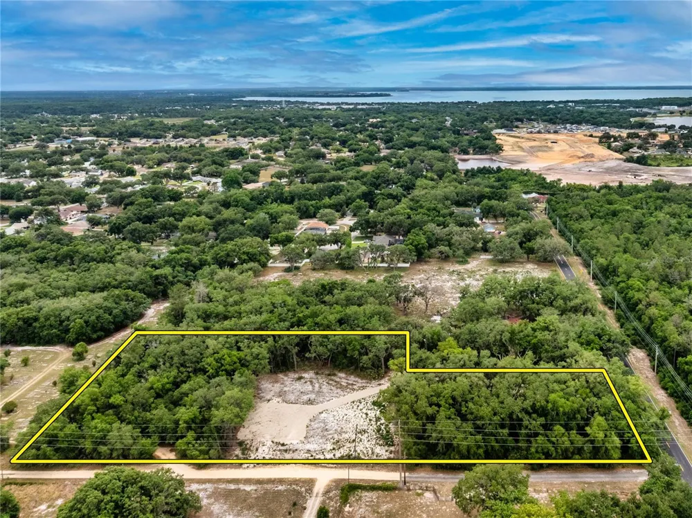 BAY STREET Leesburg, FL 34788