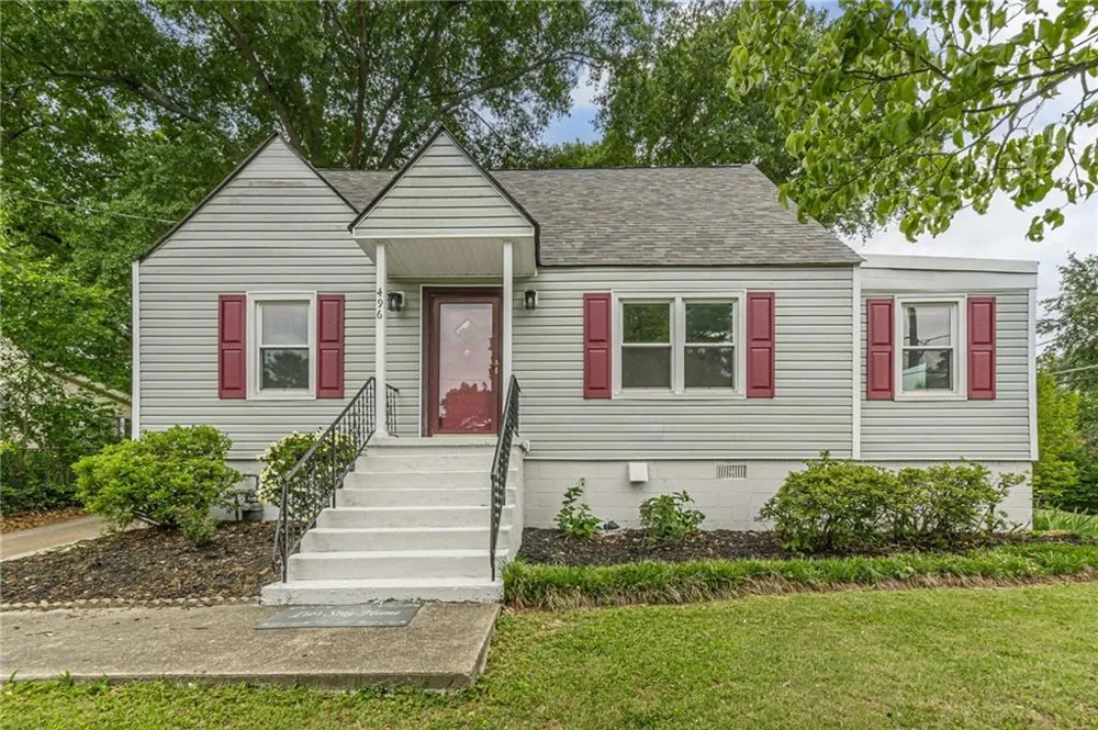 496 Radar Drive Hapeville, GA 30354