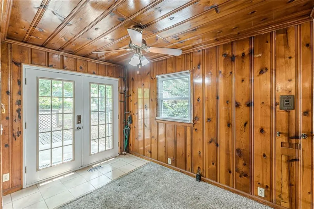 496 Radar Drive Hapeville, GA 30354