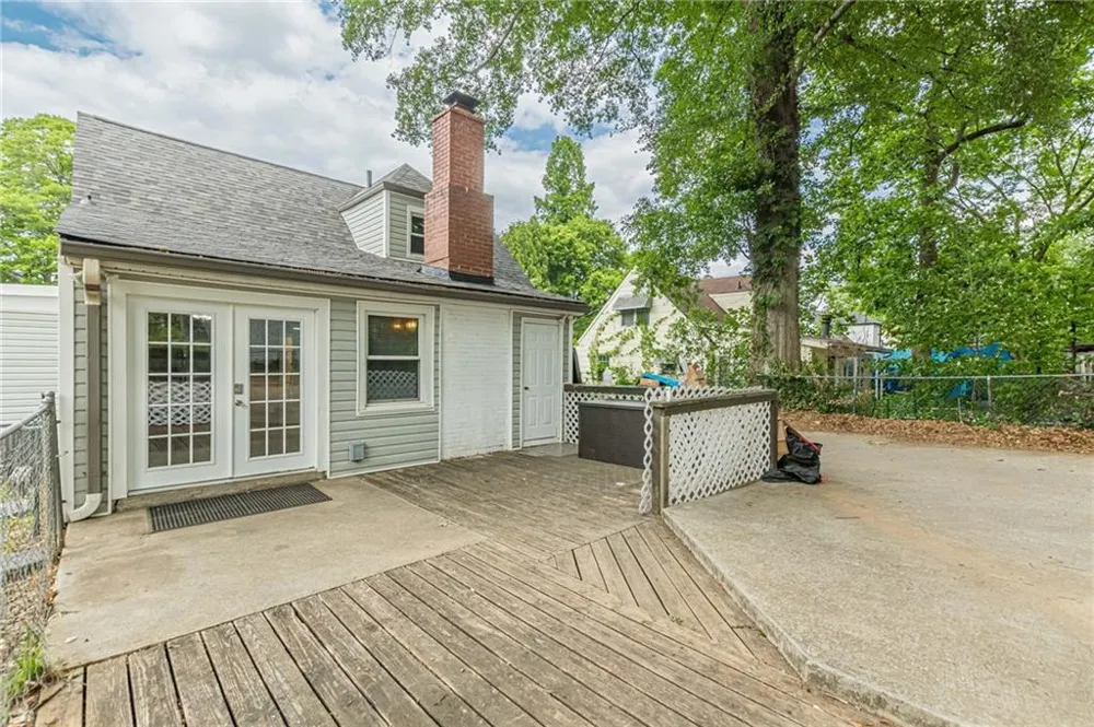 496 Radar Drive Hapeville, GA 30354