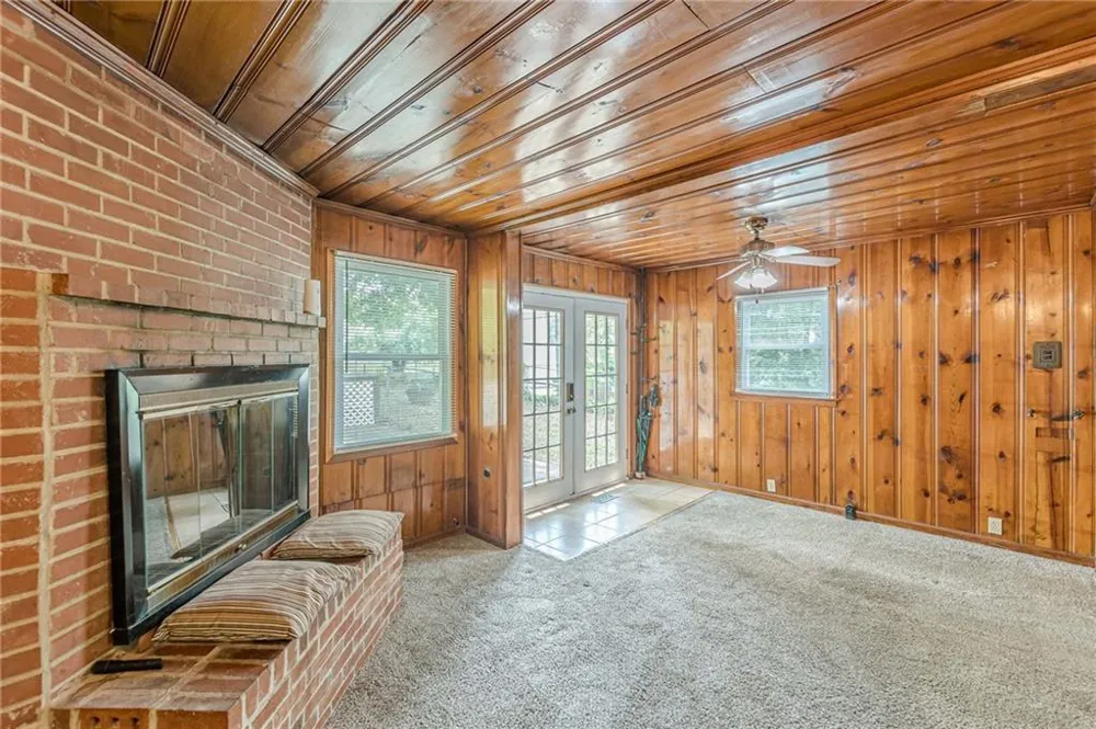 496 Radar Drive Hapeville, GA 30354