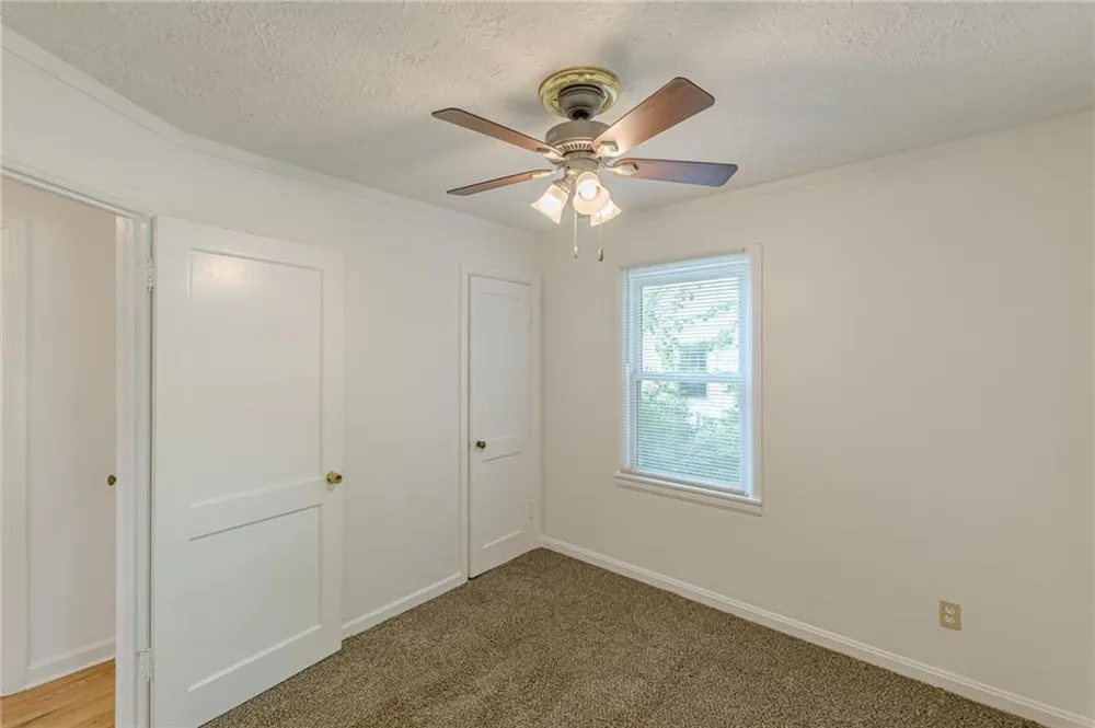 496 Radar Drive Hapeville, GA 30354