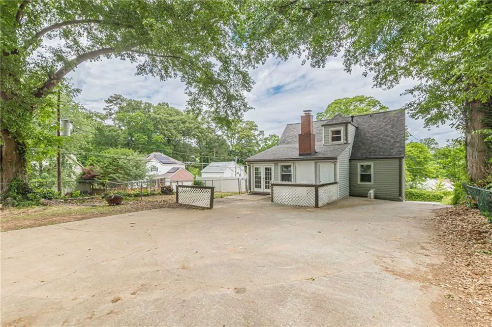 496 Radar Drive Hapeville, GA 30354