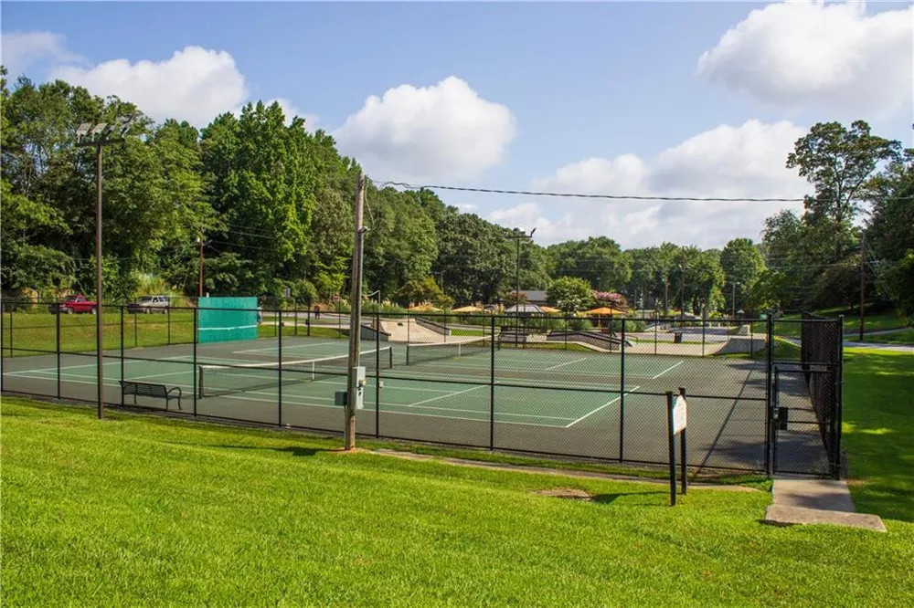 496 Radar Drive Hapeville, GA 30354