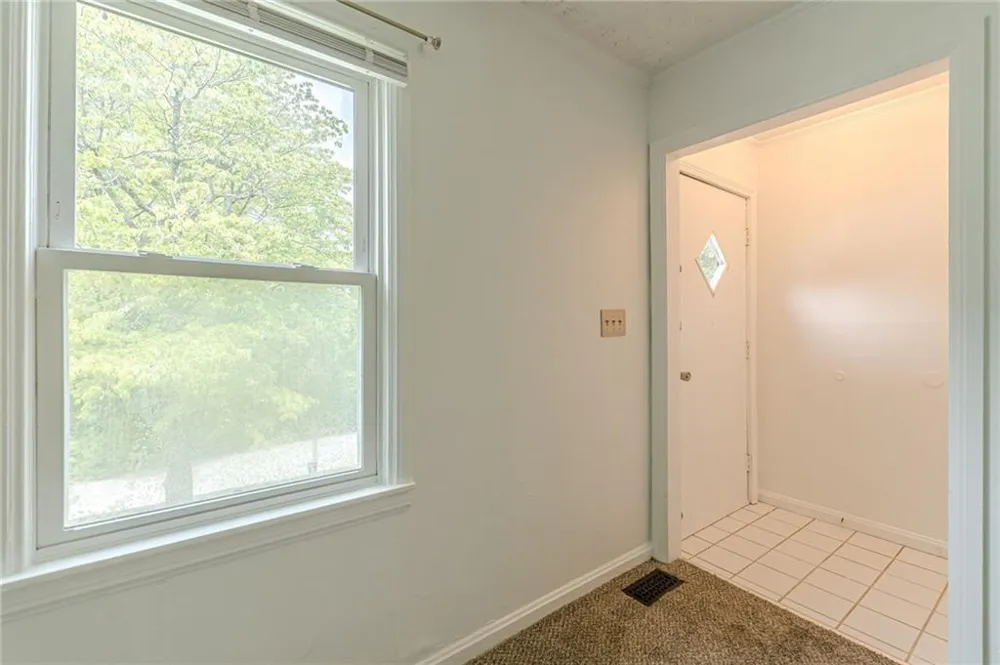 496 Radar Drive Hapeville, GA 30354