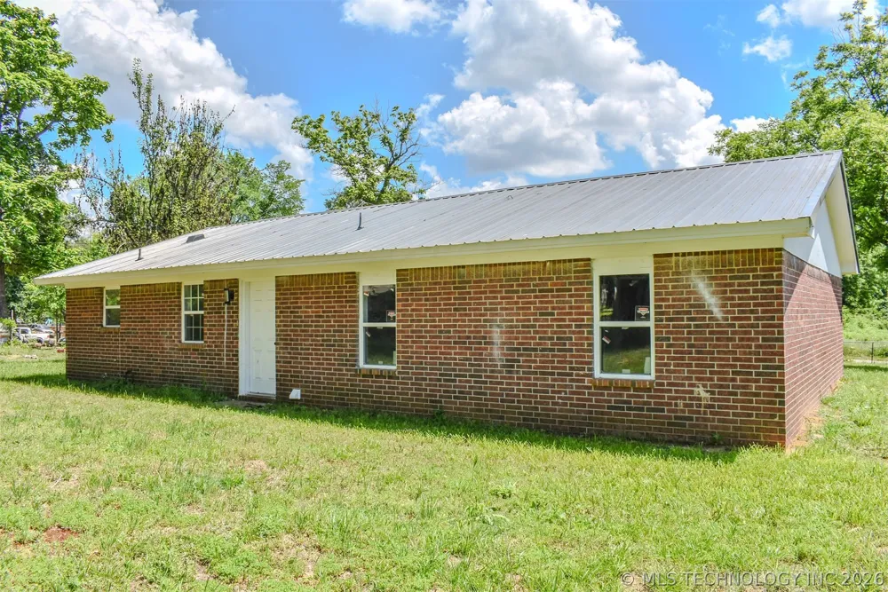 801 SE 6th Street Antlers, OK 74523
