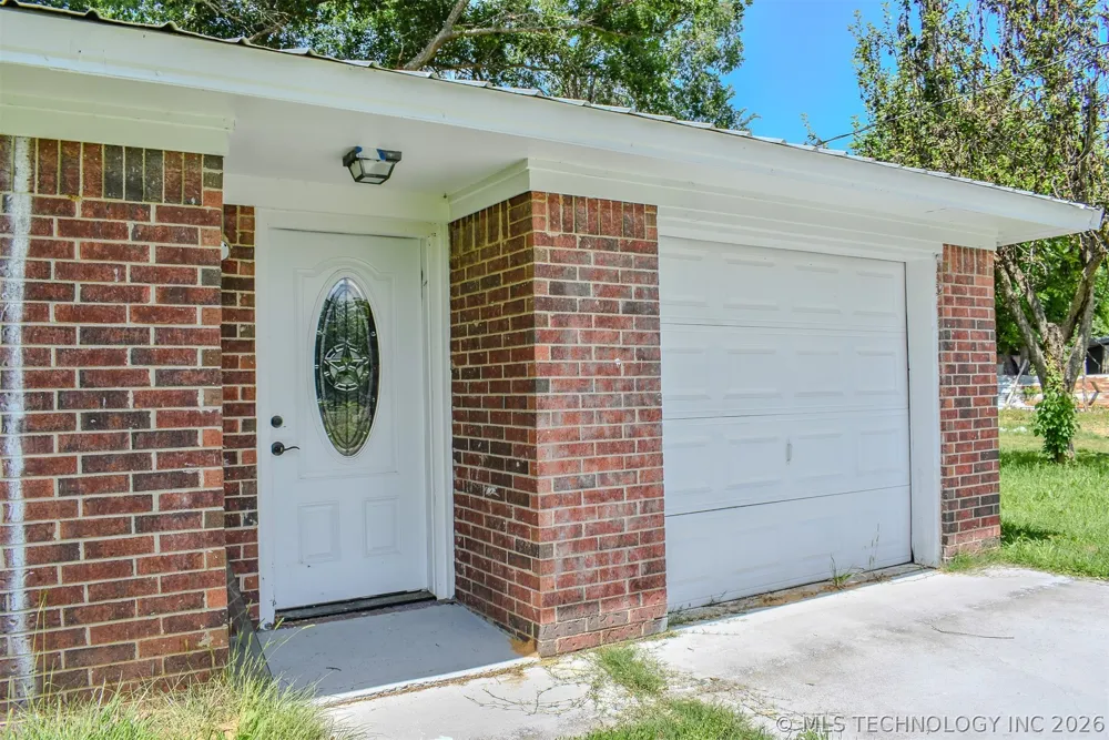 801 SE 6th Street Antlers, OK 74523