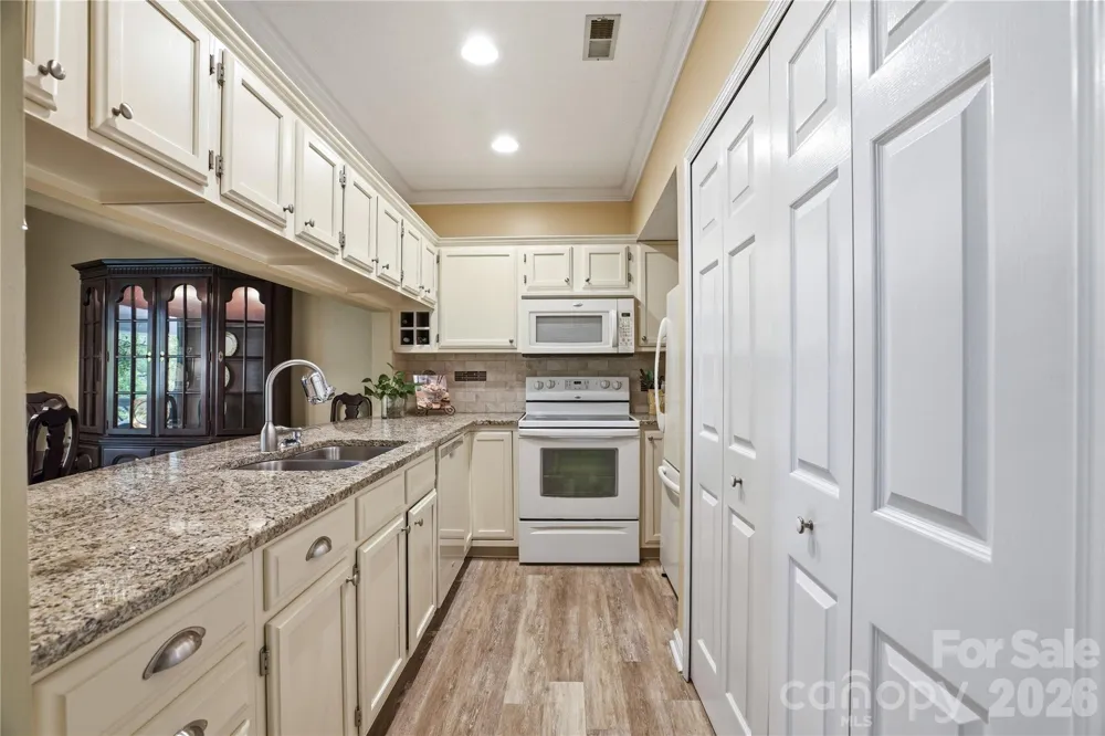 19823 Henderson Road #F Cornelius, NC 28031