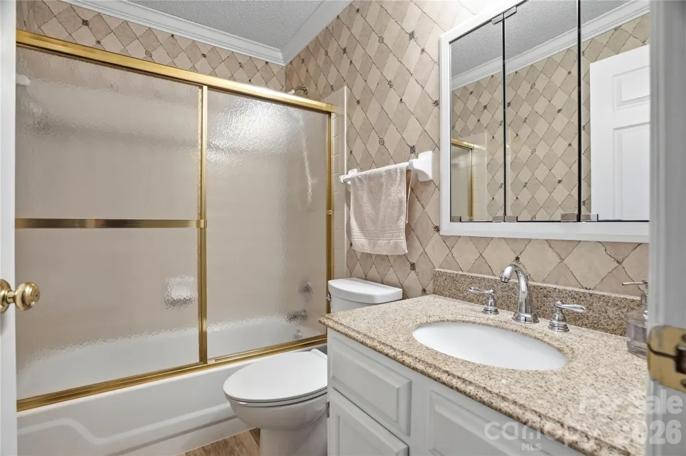 19823 Henderson Road #F Cornelius, NC 28031