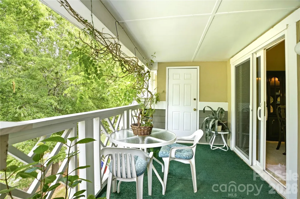 19823 Henderson Road #F Cornelius, NC 28031