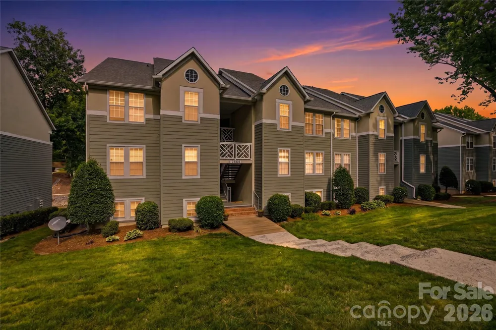 19823 Henderson Road #F Cornelius, NC 28031