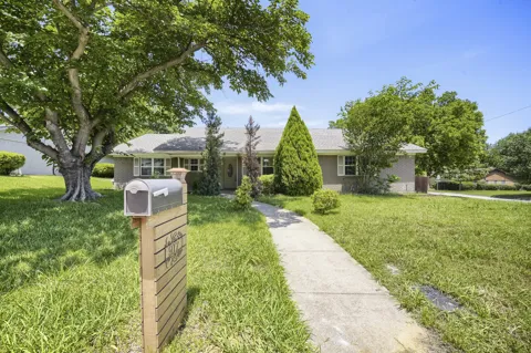 917 Stratford Drive