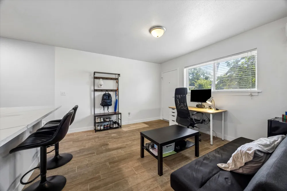 304 E 33rd Street #4 Austin, TX 78705
