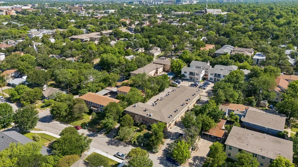 304 E 33rd Street #4 Austin, TX 78705