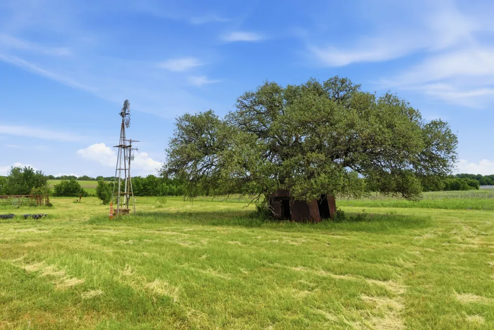 Cr 495 De Leon, TX 76444