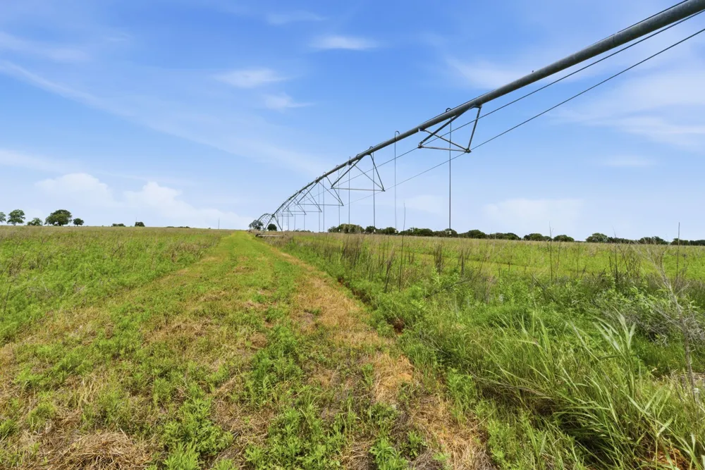 Cr 495 De Leon, TX 76444