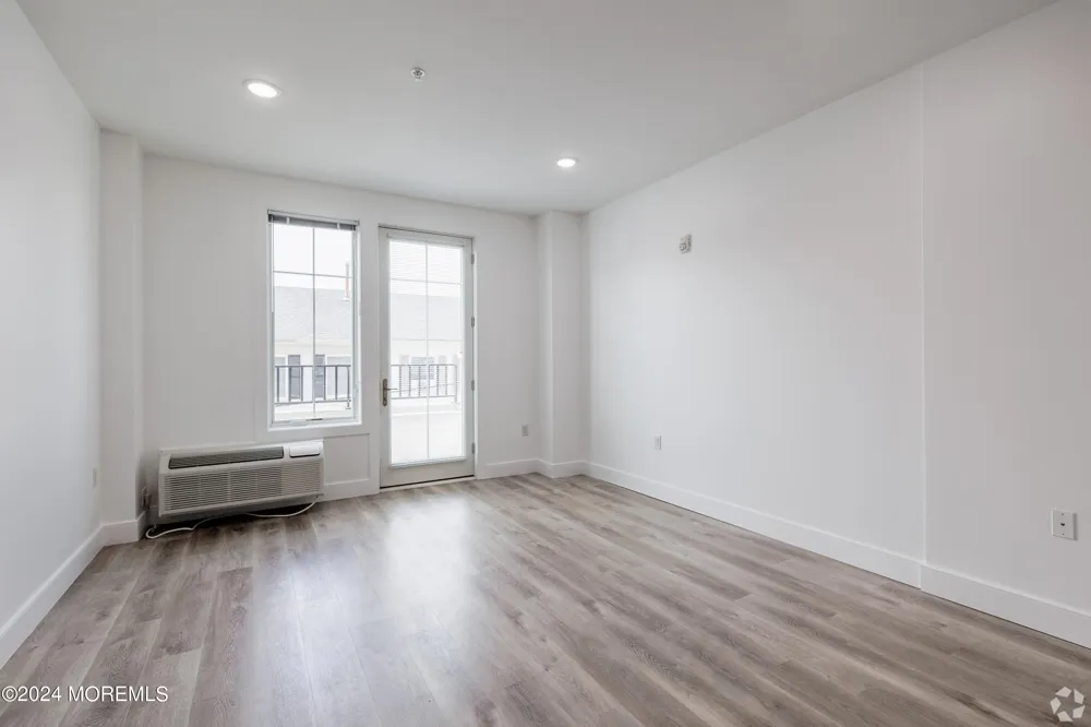 126 Main Street #303 Matawan, NJ 07747