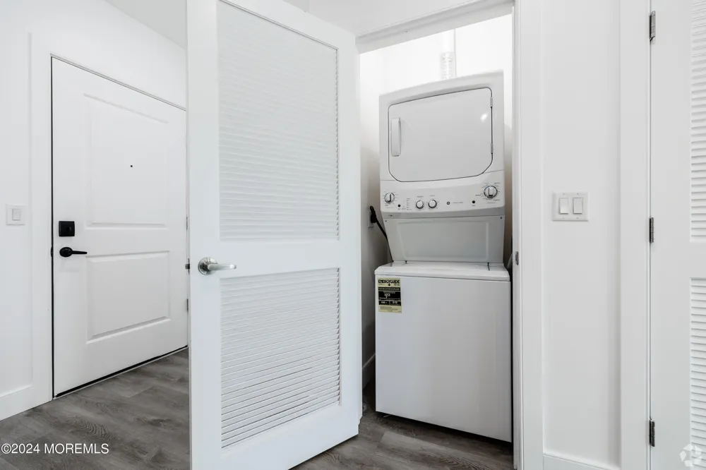 126 Main Street #303 Matawan, NJ 07747