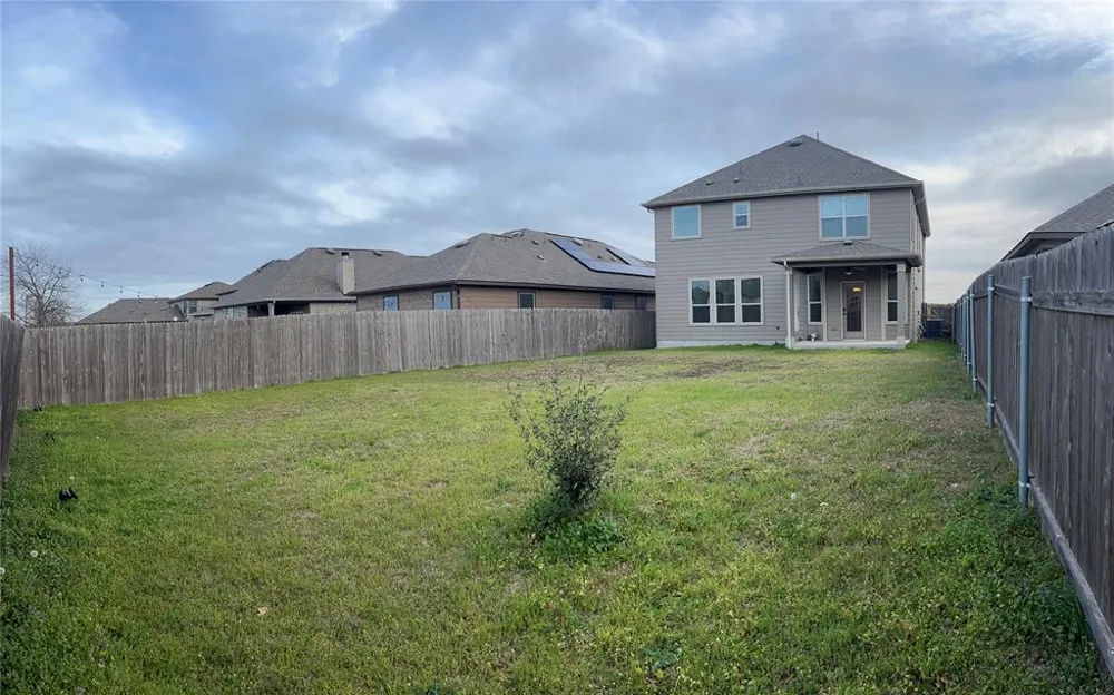 12821 Stoney Ridge Bend Del Valle, TX 78617