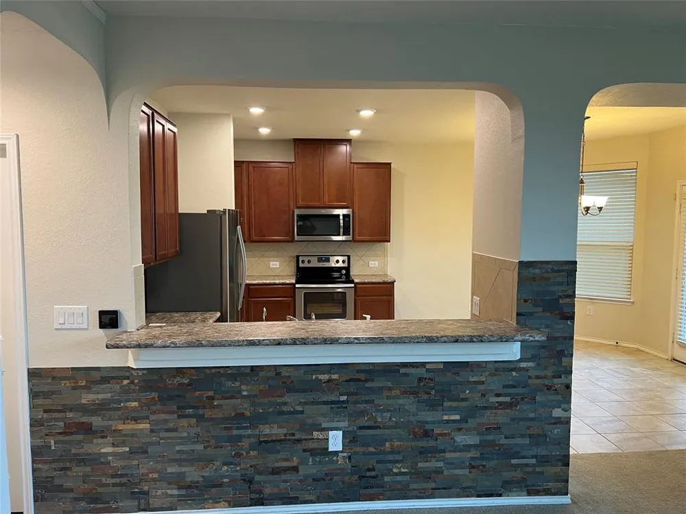 12821 Stoney Ridge Bend Del Valle, TX 78617