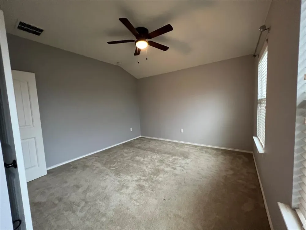 12821 Stoney Ridge Bend Del Valle, TX 78617
