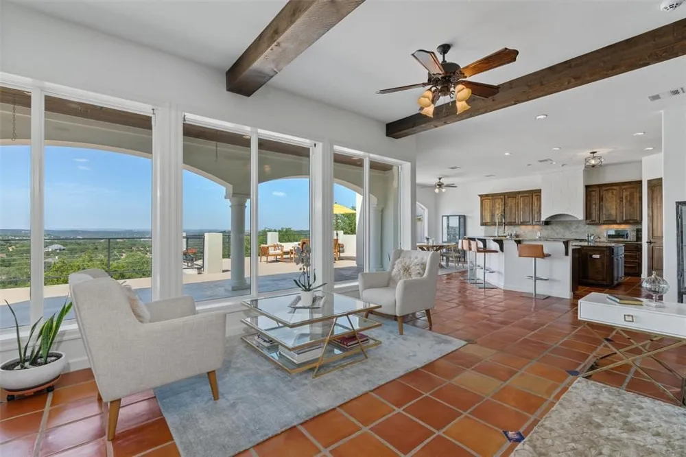 4922 Hidden Creek Lane Spicewood, TX 78669