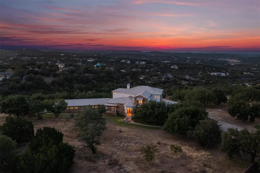 4922 Hidden Creek Lane Spicewood, TX 78669