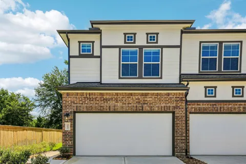 417 East Coralburst Loop