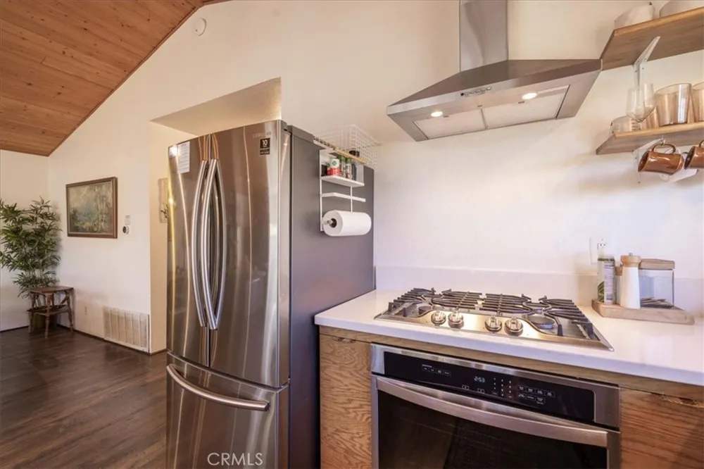 1231 Ridge Fawnskin, CA 92333