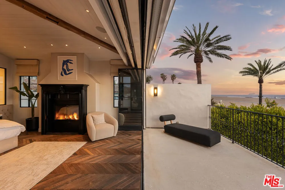 966 Palisades Beach Road Santa Monica, CA 90403