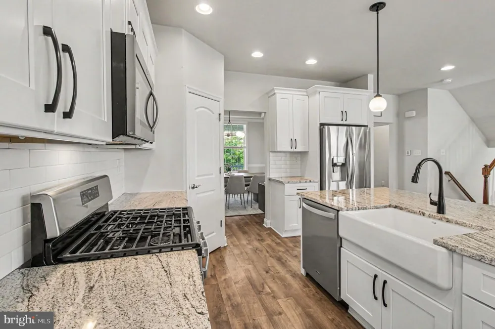 624 BRIDGE STREET Spring City, PA 19475