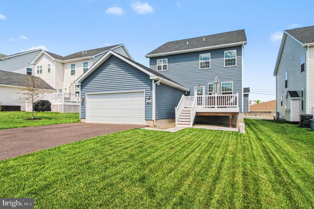 624 BRIDGE STREET Spring City, PA 19475