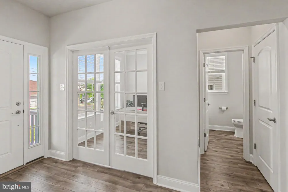 624 BRIDGE STREET Spring City, PA 19475