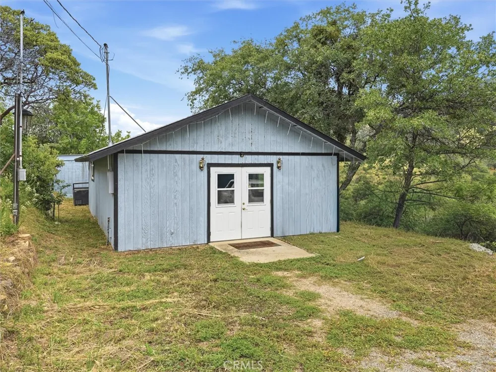 6155 State Highway 49 Mariposa, CA 95338