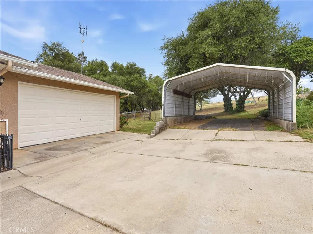 6155 State Highway 49 Mariposa, CA 95338