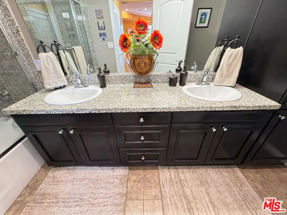 3750 Santa Rosalia Drive #604 Los Angeles, CA 90008