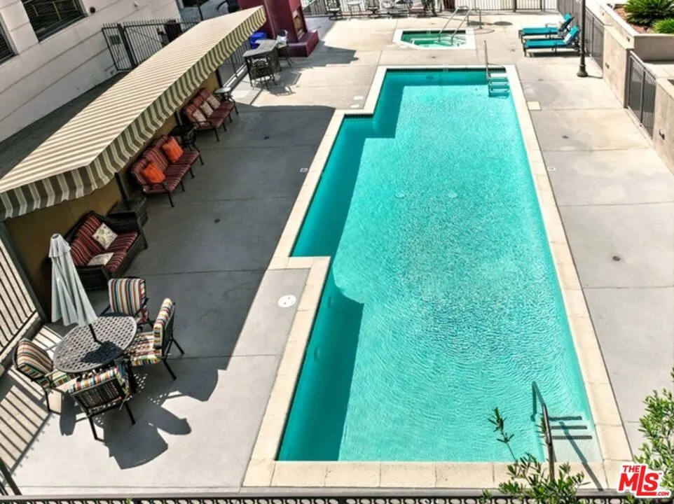 3750 Santa Rosalia Drive #604 Los Angeles, CA 90008