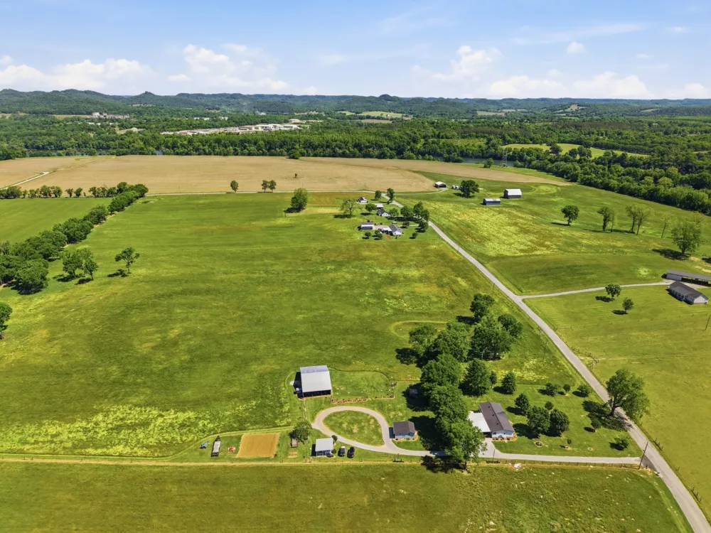 597 Hiwassee Rd Lebanon, TN 37087