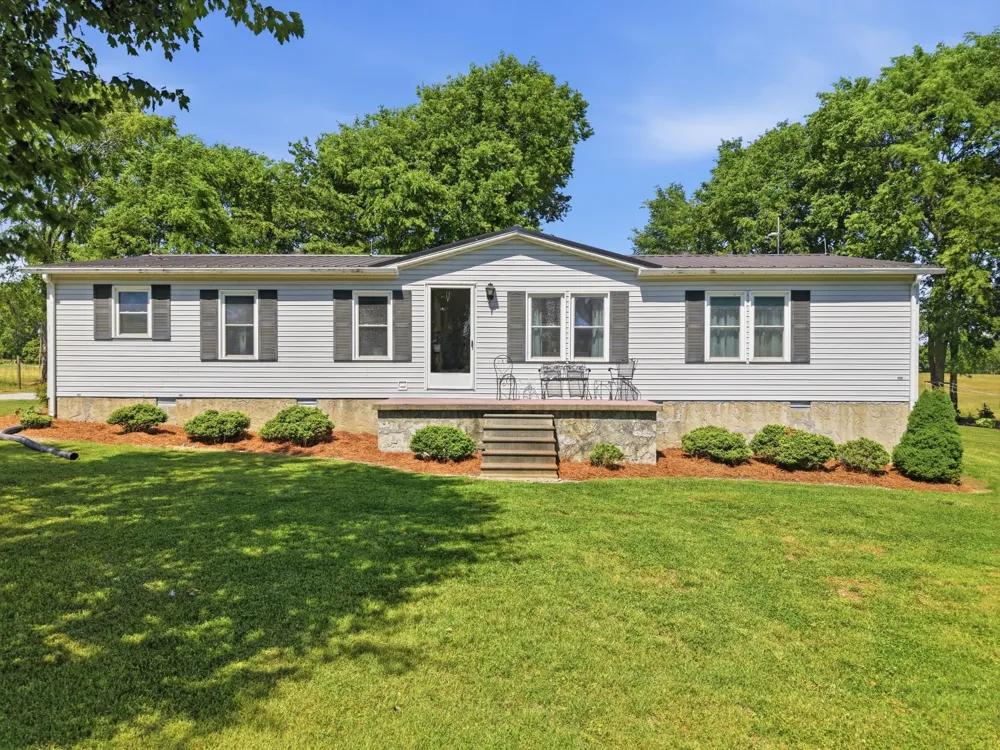 597 Hiwassee Rd Lebanon, TN 37087