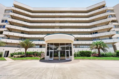 4631 S Atlantic Avenue #8202