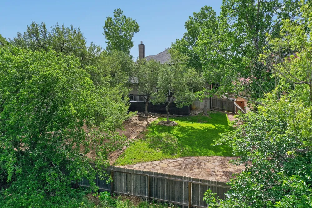 8617 Cobblestone Austin, TX 78735