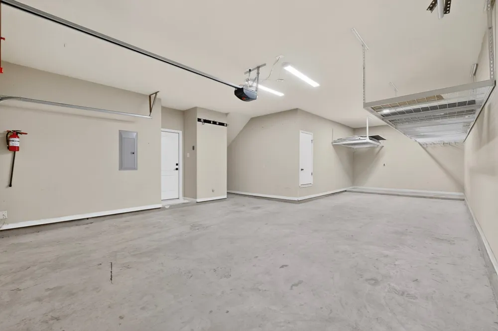8617 Cobblestone Austin, TX 78735