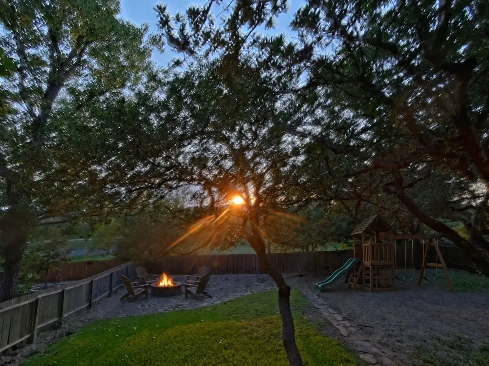 8617 Cobblestone Austin, TX 78735