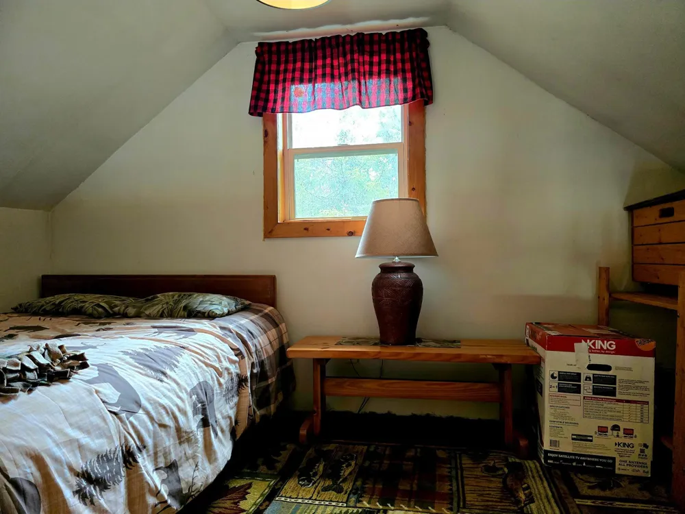 9464 Highway 53 Kabetogama, MN 56669