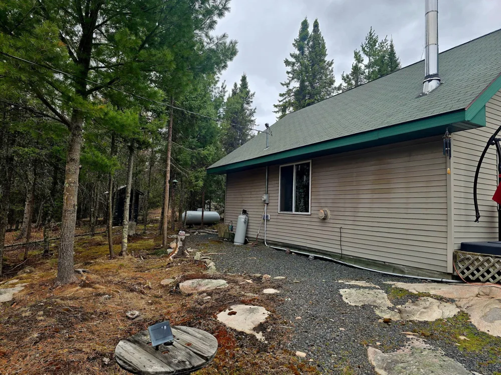 9464 Highway 53 Kabetogama, MN 56669