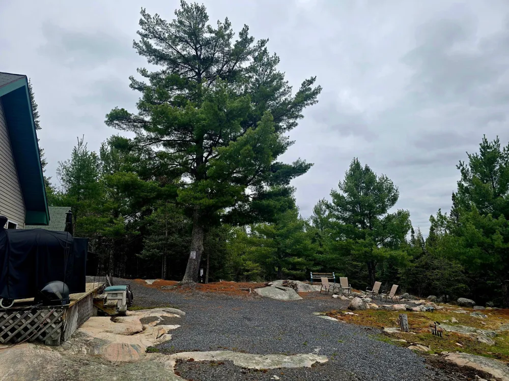 9464 Highway 53 Kabetogama, MN 56669