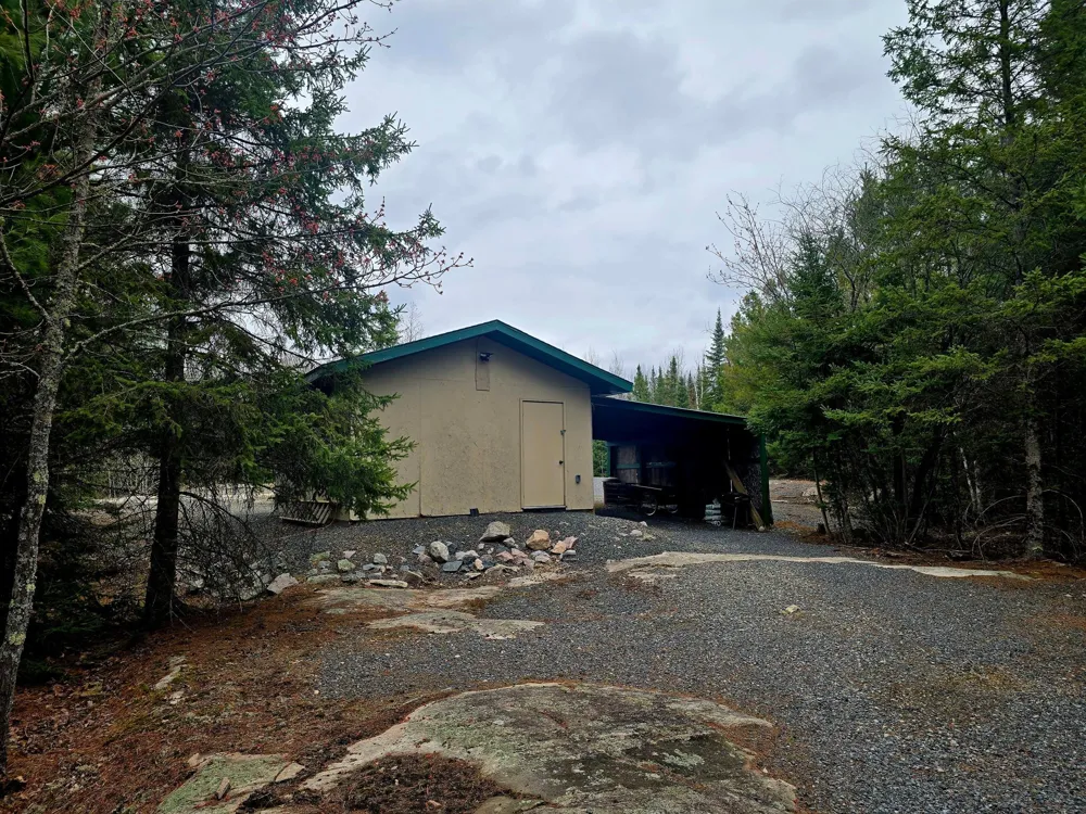 9464 Highway 53 Kabetogama, MN 56669